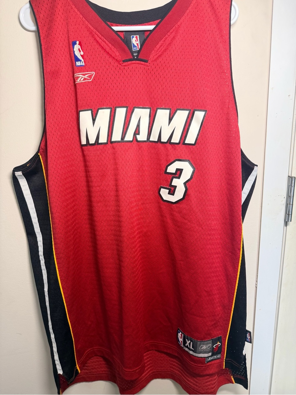 Y2K Reebok Dwyane Wade Miami Heat #3 Jersey Men’s XL +2 Red NBA